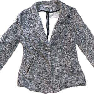 41 Hawthorn Gray Knit Blazer with Notched Lapels and Structured Fit